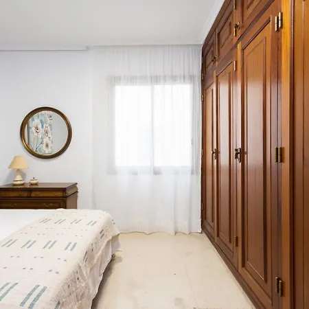 Home2book Stylish & Roomy Cruz Center